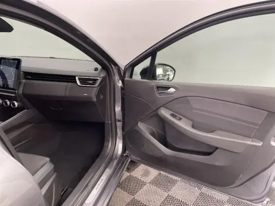 RENAULT CLIO V - voiture d'occasion - Photo 20