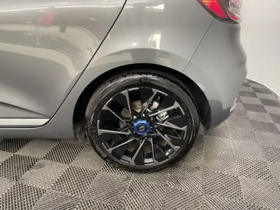 RENAULT CLIO V - voiture d'occasion - Photo 24