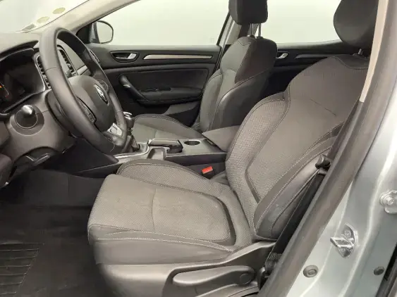 RENAULT MEGANE IV - voiture d'occasion - Photo 16