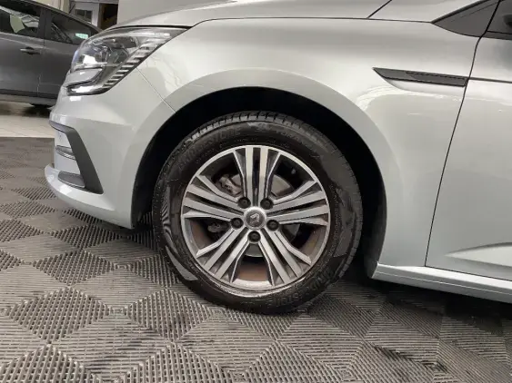 RENAULT MEGANE IV - voiture d'occasion - Photo 21