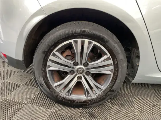 RENAULT MEGANE IV - voiture d'occasion - Photo 23