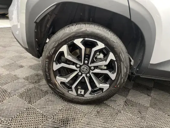 TOYOTA YARIS CROSS I - voiture d'occasion - Photo 24