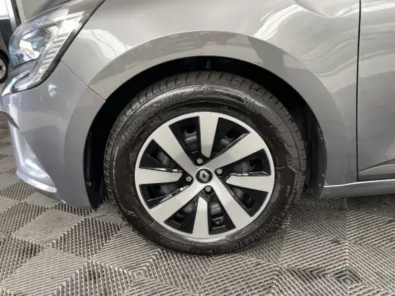 RENAULT CLIO V - voiture d'occasion - Photo 23