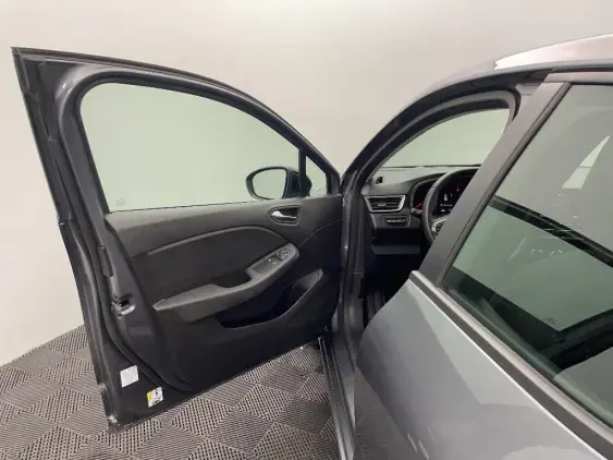 RENAULT CLIO V - voiture d'occasion - Photo 18