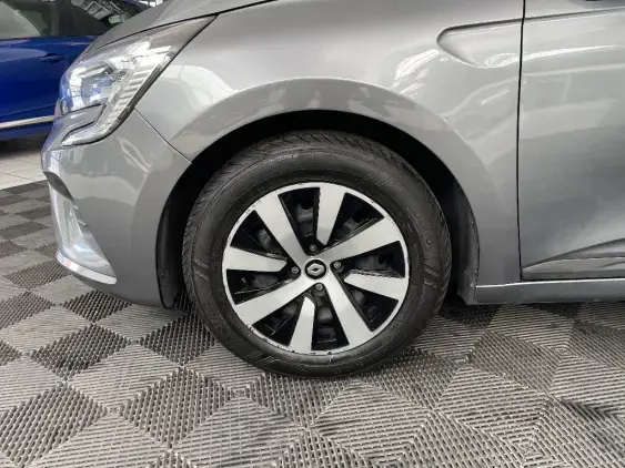 RENAULT CLIO V - voiture d'occasion - Photo 22