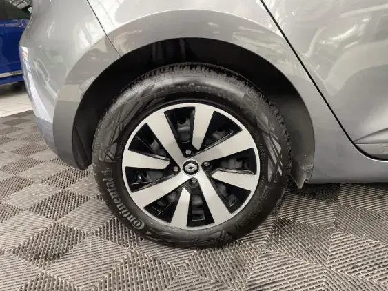 RENAULT CLIO V - voiture d'occasion - Photo 24