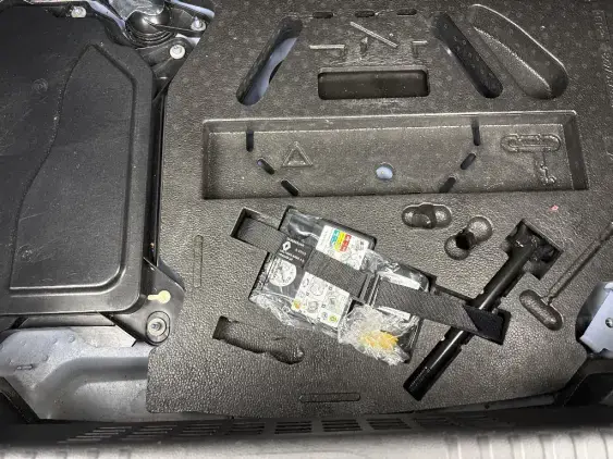 RENAULT CLIO V - voiture d'occasion - Photo 17