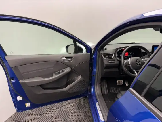 RENAULT CLIO V - voiture d'occasion - Photo 19