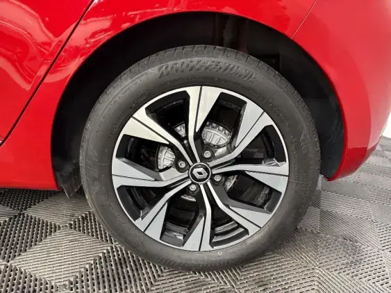 RENAULT CLIO V - voiture d'occasion - Photo 24