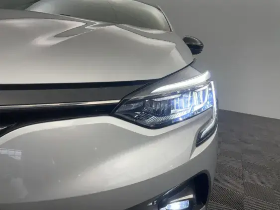 RENAULT CLIO V - voiture d'occasion - Photo 19