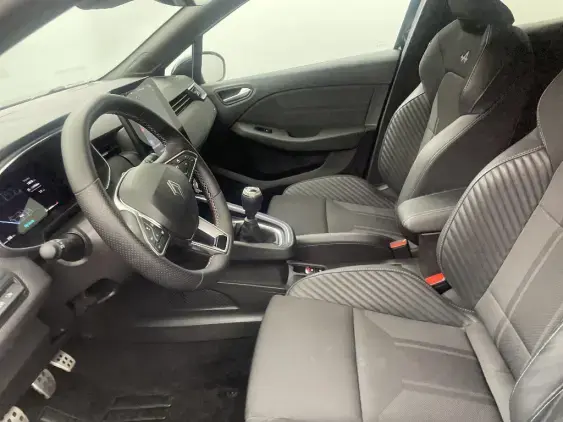 RENAULT CLIO V - voiture d'occasion - Photo 18