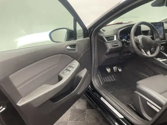 RENAULT CLIO V - voiture d'occasion - Photo 19