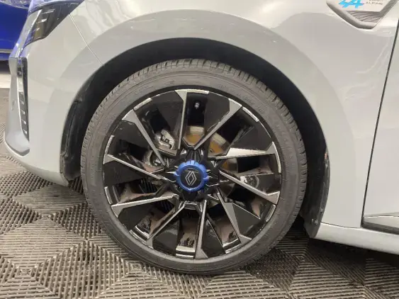 RENAULT CLIO V - voiture d'occasion - Photo 23