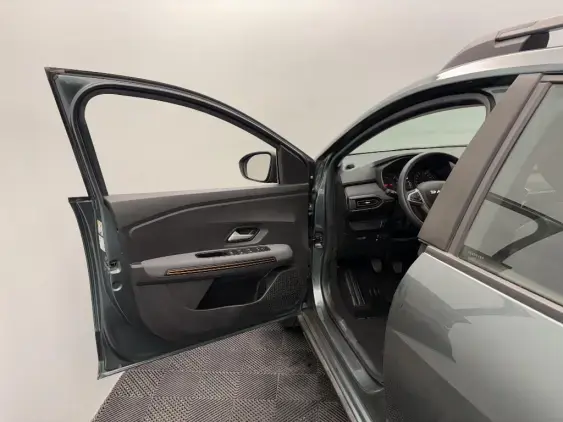 DACIA SANDERO III - voiture d'occasion - Photo 19