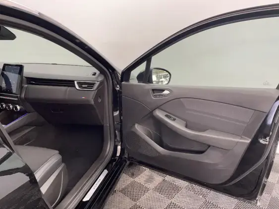 RENAULT CLIO V - voiture d'occasion - Photo 20