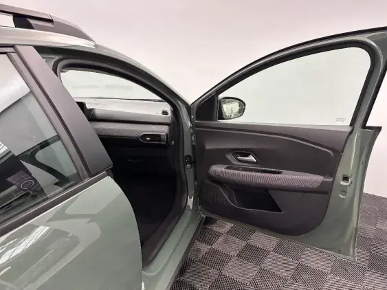 DACIA SANDERO III - voiture d'occasion - Photo 20