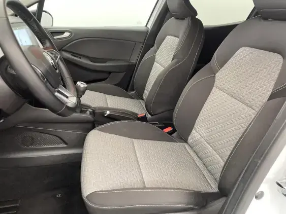 RENAULT CLIO V - voiture d'occasion - Photo 18