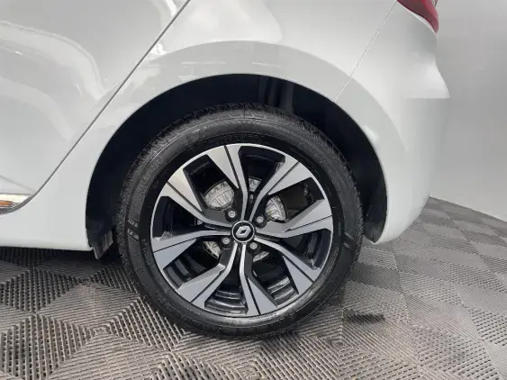 RENAULT CLIO V - voiture d'occasion - Photo 24