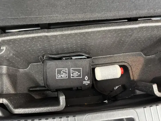 RENAULT ESPACE VI - voiture d'occasion - Photo 16