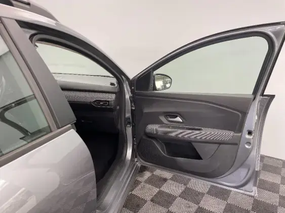 DACIA SANDERO III - voiture d'occasion - Photo 19