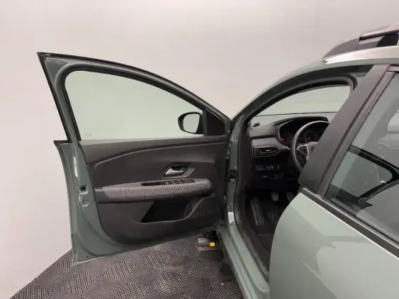 DACIA SANDERO III - voiture d'occasion - Photo 18