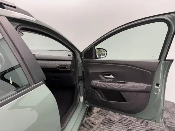 DACIA SANDERO III - voiture d'occasion - Photo 19
