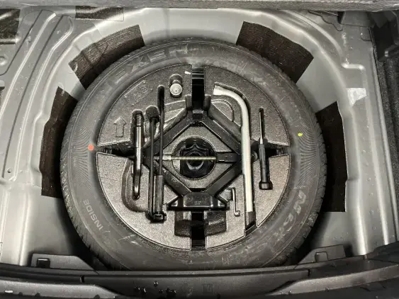 VOLKSWAGEN POLO VI - voiture d'occasion - Photo 16