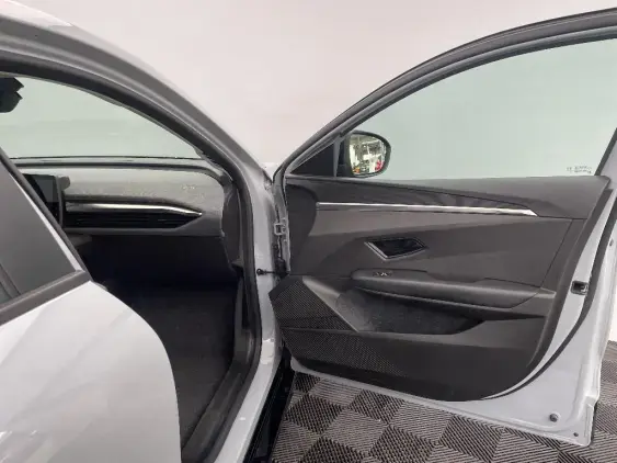 RENAULT MEGANE V - voiture d'occasion - Photo 19