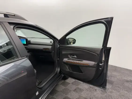 DACIA SANDERO III - voiture d'occasion - Photo 20