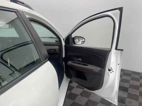 DACIA SANDERO III - voiture d'occasion - Photo 19
