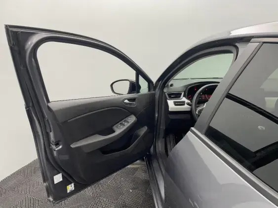 RENAULT CLIO V - voiture d'occasion - Photo 19