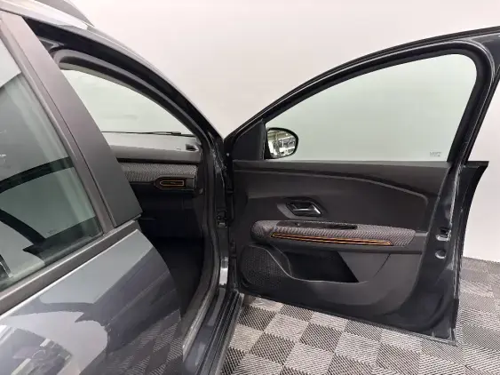 DACIA SANDERO III - voiture d'occasion - Photo 19