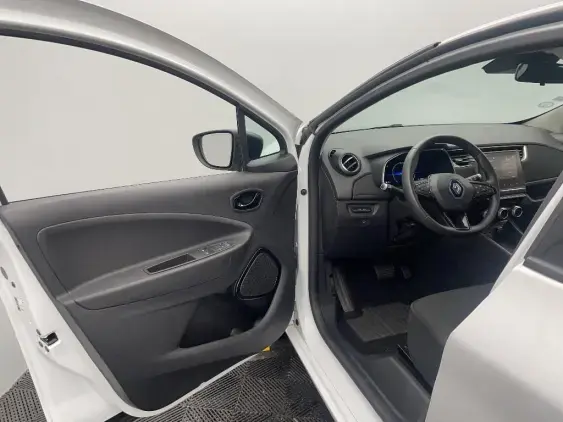 RENAULT ZOE - voiture d'occasion - Photo 19