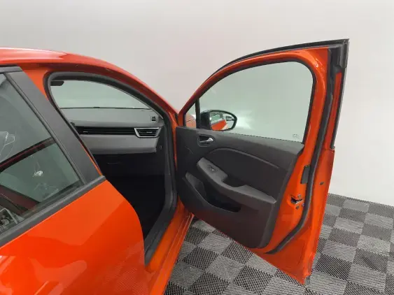 RENAULT CLIO V - voiture d'occasion - Photo 20