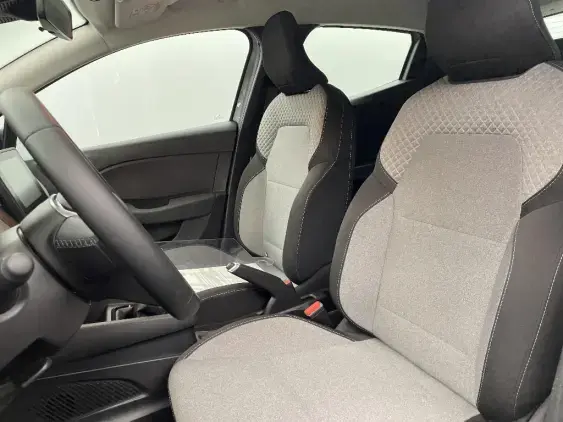 RENAULT CLIO V - voiture d'occasion - Photo 18