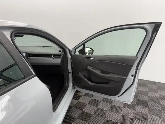 RENAULT CLIO V - voiture d'occasion - Photo 20