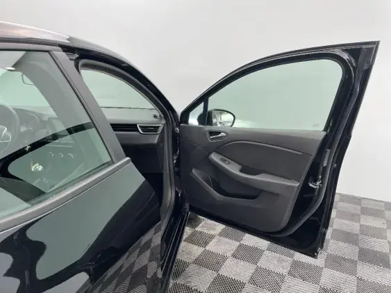 RENAULT CLIO V - voiture d'occasion - Photo 20