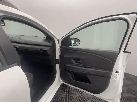 DACIA SANDERO III - voiture d'occasion - Photo 20