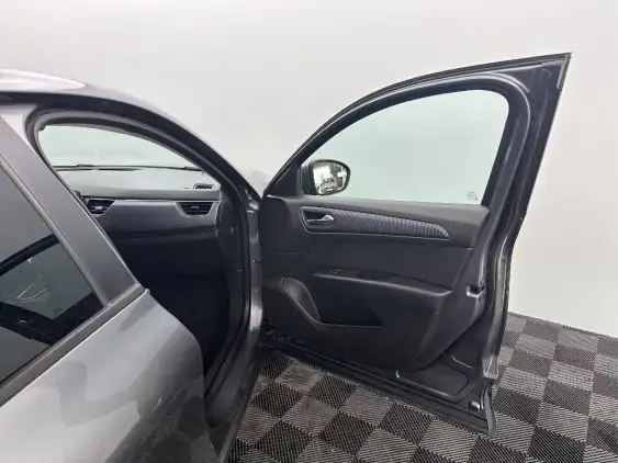 RENAULT ARKANA - voiture d'occasion - Photo 20