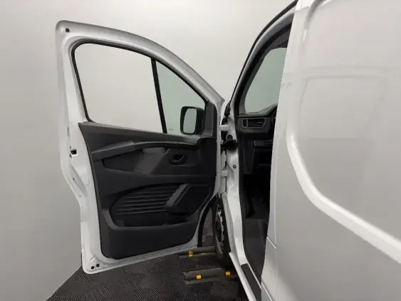 RENAULT TRAFIC FG III - voiture d'occasion - Photo 17