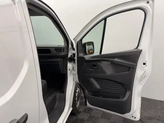 RENAULT TRAFIC FG III - voiture d'occasion - Photo 18
