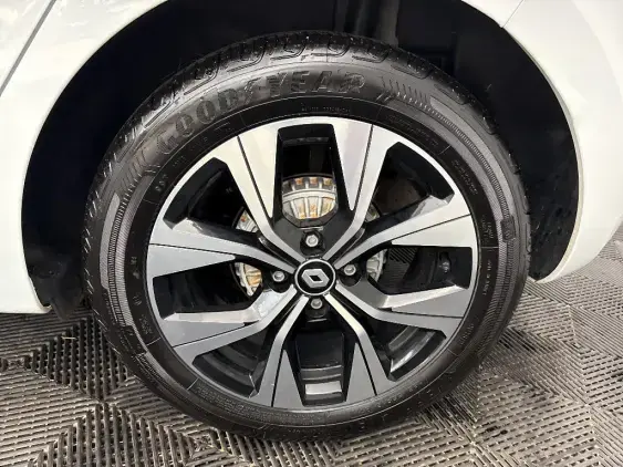 RENAULT CLIO V - voiture d'occasion - Photo 24