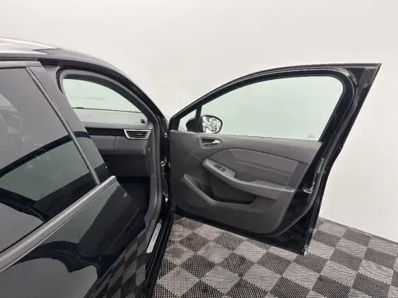 RENAULT CLIO V - voiture d'occasion - Photo 20