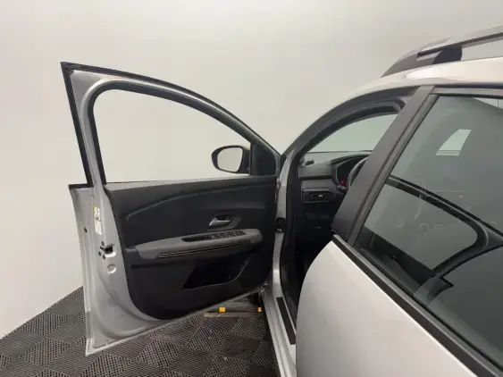 DACIA SANDERO III - voiture d'occasion - Photo 19