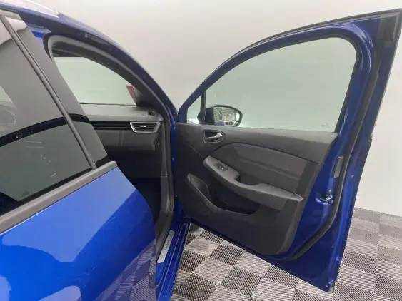 RENAULT CLIO V - voiture d'occasion - Photo 20