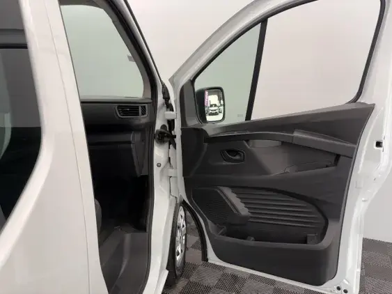 RENAULT TRAFIC III - voiture d'occasion - Photo 19