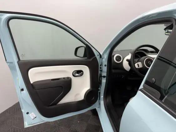RENAULT TWINGO ELECTRIQUE III - voiture d'occasion - Photo 17