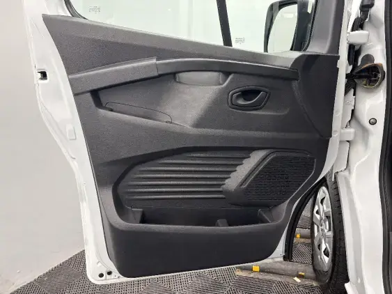 RENAULT TRAFIC III - voiture d'occasion - Photo 17