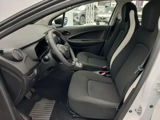 RENAULT ZOE - voiture d'occasion - Photo 16