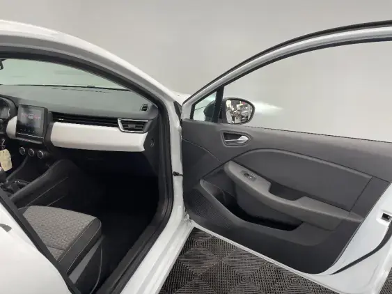 RENAULT CLIO V - voiture d'occasion - Photo 20